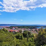 Apartament Lumar *
