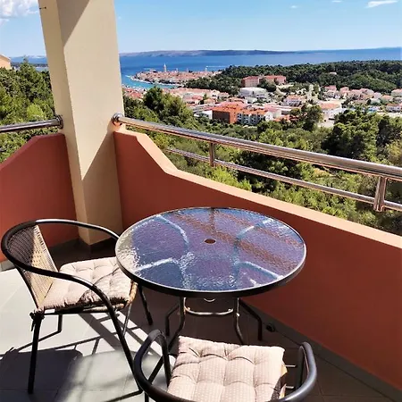 Lumar Apartment *
